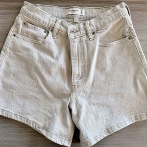 Abercrombie Curve Love Dad Shorts